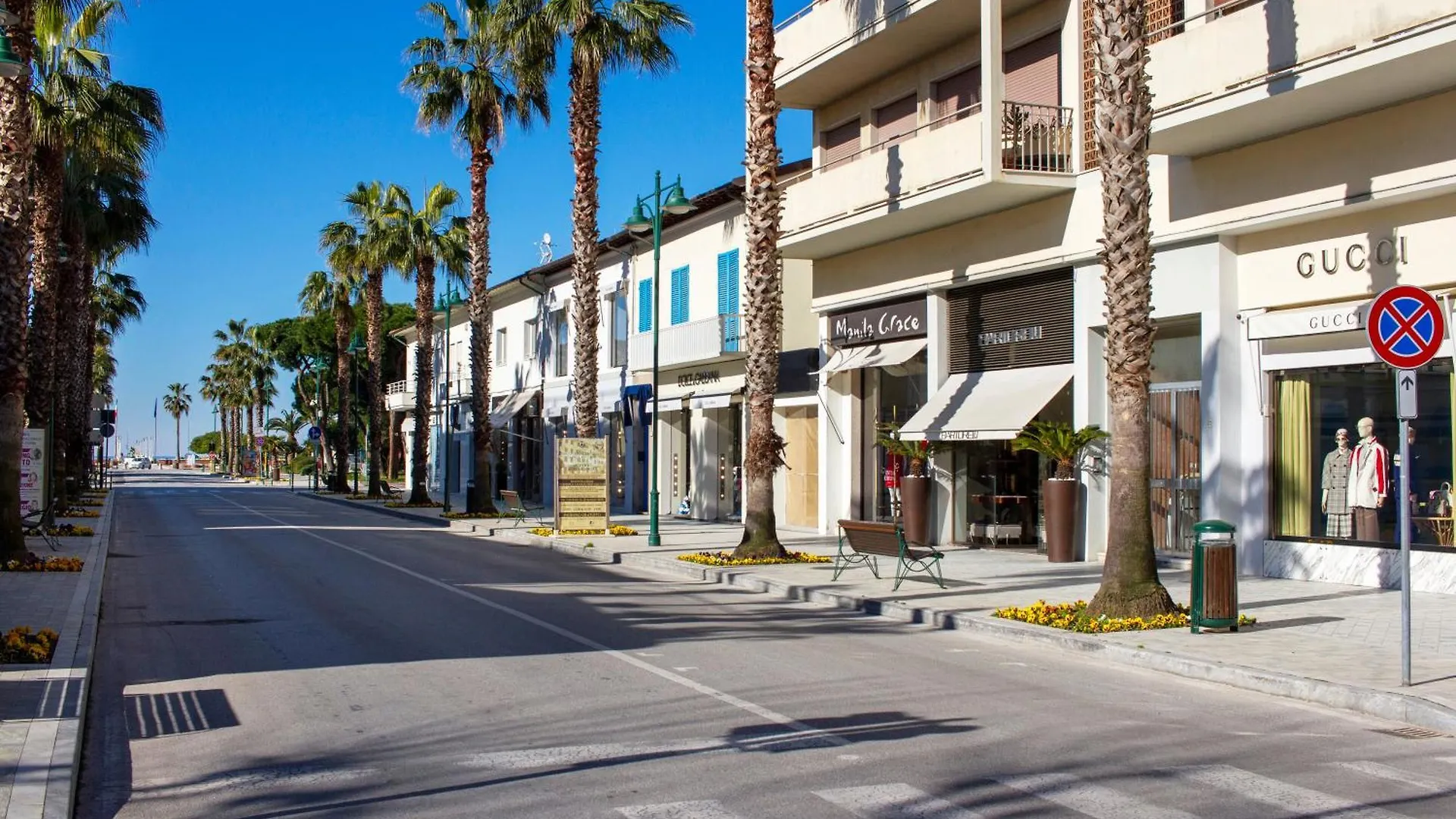 Villa Victor 100M From Sea - Happy Rentals Marina di Massa