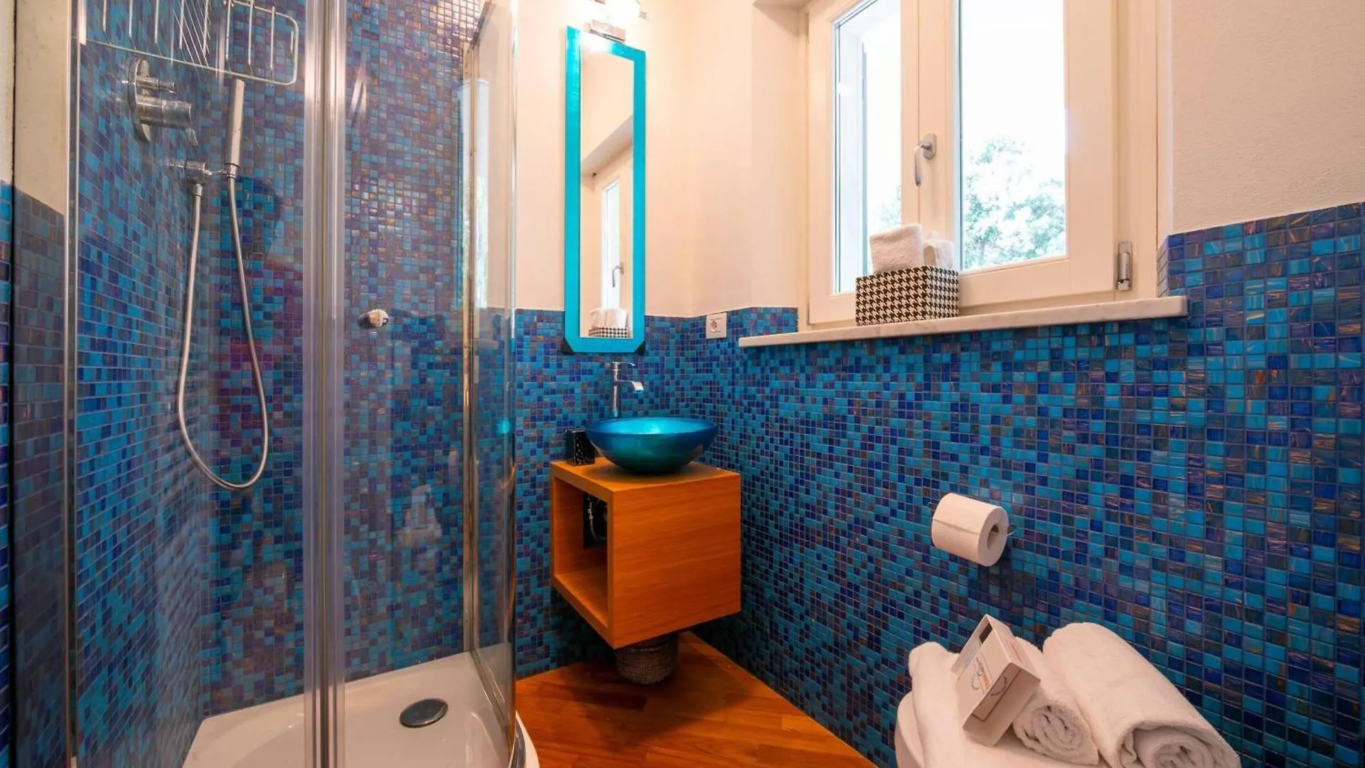 Villa Victor 100M From Sea - Happy Rentals Marina di Massa