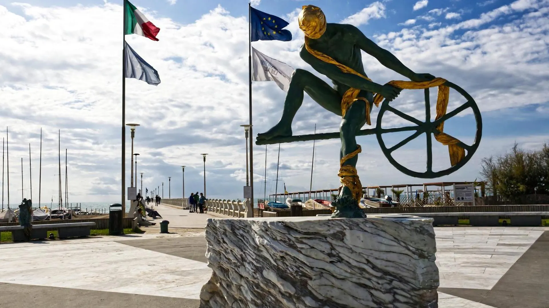 Villa Victor 100M From Sea - Happy Rentals Marina di Massa Itálie